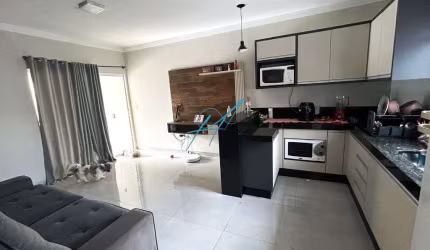 Casa à venda em Maringá, Jardim Guairacá, com 2 quartos, com 100 m²