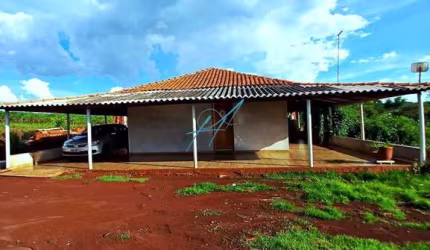 Chácara à venda em Paiçandu, Água Boa, com 2 quartos, com 10000 m²