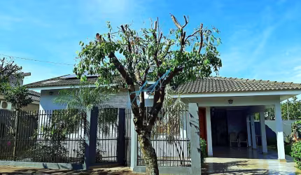 Casa à venda em Maringá, Jardim Diamante, com 3 quartos, com 133 m²