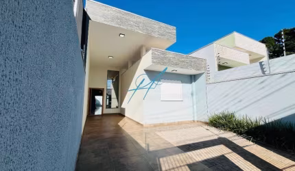 Casa à venda em Maringá, Jardim Alvorada, com 3 quartos, com 135 m²
