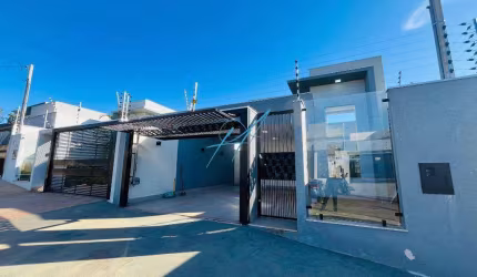 Casa à venda em Maringá, Zona 31, com 3 quartos, com 125 m²