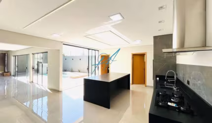 Sobrado à venda em Maringá, Jardim Michelangelo, com 4 suítes, com 289 m²
