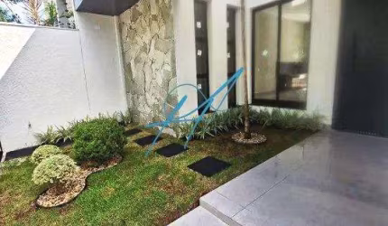 Casa à venda em Maringá, Jardim Itália, com 3 suítes, com 231 m²