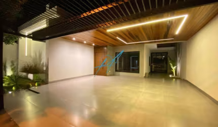 Casa à venda em Maringá, Jardim Tóquio, com 3 suítes, com 207 m²