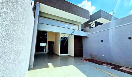 Casa à venda em Maringá, Parque Industrial, com 3 quartos, com 138 m²