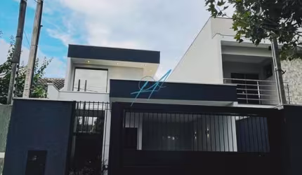Casa à venda em Maringá, Jardim Dias I, com 3 quartos, com 100 m²