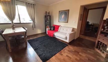 Apartamento andar alto, pronto para morar, com excelente localização. Bairro Alto