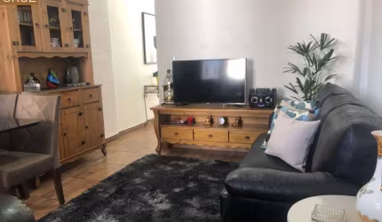 Apartamento compacto, tipo kitnet, impecável, no centro. Excelente custo x benefício!