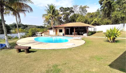 Chácara com 6 quartos à venda em Pinheirinho - SP