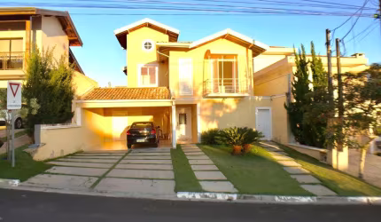 Condomínio com 4 quartos à venda em Pinheirinho - SP