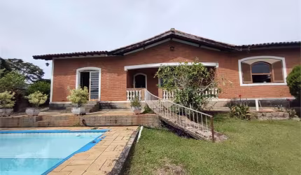 Chácara com 4 quartos à venda em Pinheirinho - SP
