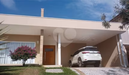 Condomínio com 3 quartos à venda em Pinheirinho - SP