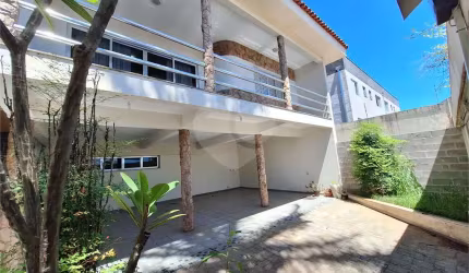 Casa com 4 quartos à venda ou para locação em Santa Rosa - SP