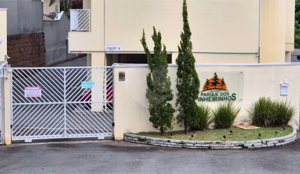 Apartamento com 2 quartos à venda ou para locação em Pinheirinho - SP