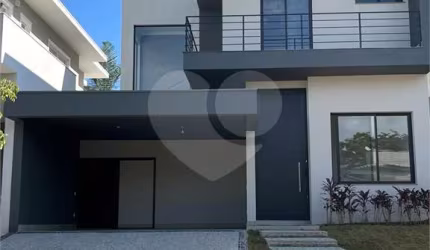 Condomínio com 3 quartos à venda em Bosque - SP