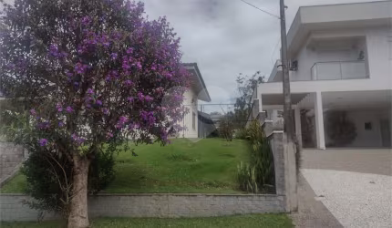Condomínio com 3 quartos à venda em Marambaia - SP