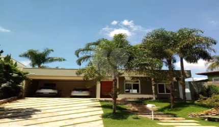 Condomínio com 3 quartos à venda em Bosque - SP