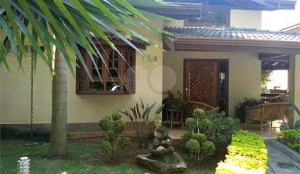 Casa com 3 quartos à venda em Villaggio Capríccio - SP