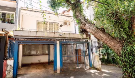 Casa com 3 quartos à venda na Rua Sinimbú, 160, Petrópolis, Porto Alegre por R$ 848.000