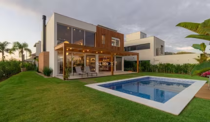 Casa em condomínio fechado com 3 quartos à venda na Estrada Do Conde, 4000, Centro, Eldorado do Sul por R$ 5.890.000