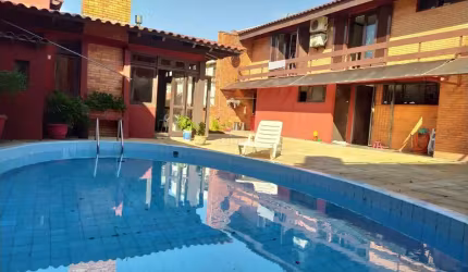 Casa com 4 quartos à venda na Rua Professor Fernando Carneiro, 287, Três Figueiras, Porto Alegre por R$ 2.650.000