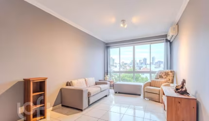 Apartamento com 3 quartos à venda na Rua Carlos Von Koseritz, 1576, Auxiliadora, Porto Alegre por R$ 690.000