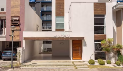 Casa em condomínio fechado com 3 quartos à venda na Rua Luiz Ronaldo Canalli, --, Campo Comprido, Curitiba por R$ 1.790.000