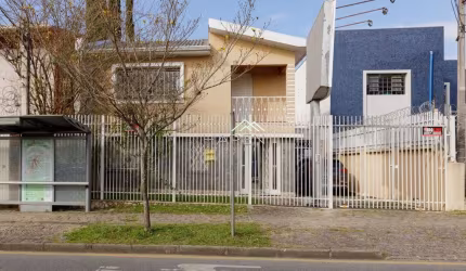 Casa comercial para alugar na Rua Professor Brandão, --, Alto da Rua XV, Curitiba por R$ 6.900