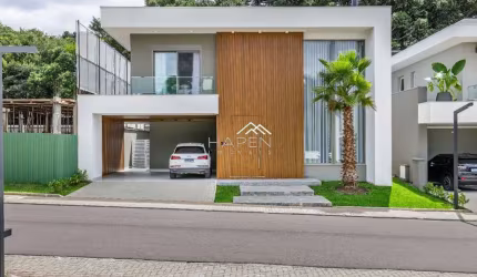 Casa em condomínio fechado com 3 quartos à venda na Avenida Cândido Hartmann, --, Santo Inácio, Curitiba por R$ 3.989.000