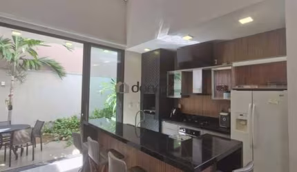 Casa à venda de 03 quartos, no Condomínio Estância dos Ipês