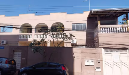 Casa 3 quartos sendo 2 suítes