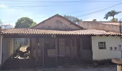 CASA COM 3 QUARTOS - BOA VISTA
