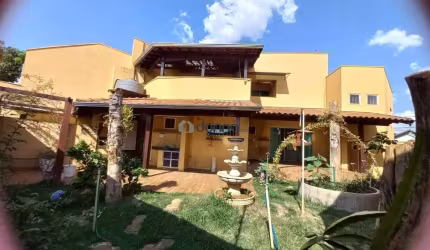 CASA COM 4 QUARTOS - ESTADOS UNIDOS