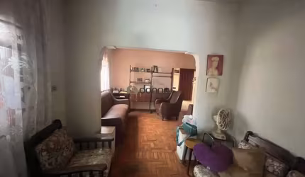 CASA NO BAIRRO ESTADOS UNIDOS