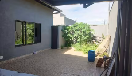 Casa sofisticada no Conjunto Pontal
