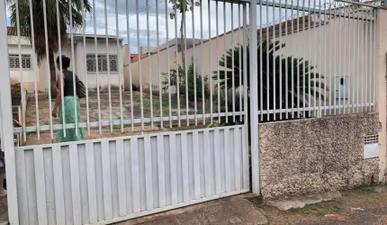 Casa à venda, 10 vagas, Nossa Senhora da Abadia - Uberaba/MG