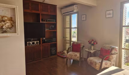 Apartamento de 02 quartos, sendo01 suíte, na Praça Dom Eduardo