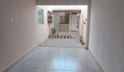 CASA Á VENDA COM 3 QUARTOS S/ 1 SUÍTE NO BAIRRO BOA VISTA