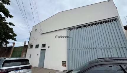 Barracão / Galpão / Depósito à venda na Rua Antônio Ribeiro Silva, Parque das Américas, Uberaba, 277 m2 por R$ 580.000