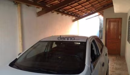 CASA COM 2 QUARTOS NO BAIRRO BEIJA FLOR II