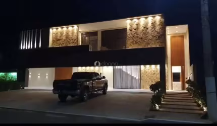 Casa no Condomínio Mário Franco