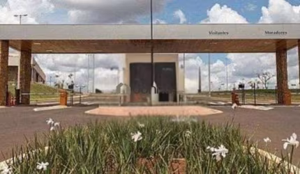 Lote à venda, medindo 405 m2, no Condomínio Cyrela Landscape Diamantino, ao lado da área de lazer.