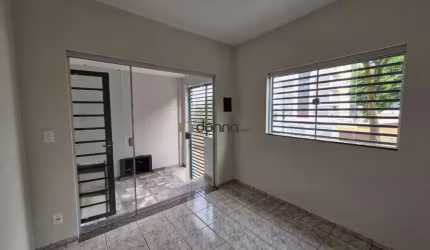 Casa à venda, 4 quartos, 2 suítes, 1 vaga, Nossa Senhora da Abadia - Uberaba/MG