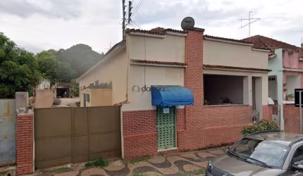 Casa 4 quartos com OPORTUNIDADE Comercial