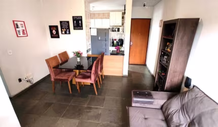 Apartamento com 3 dormitórios à venda, 250 m² por R$ 220.000 - Nossa Senhora da Abadia - Uberaba/MG