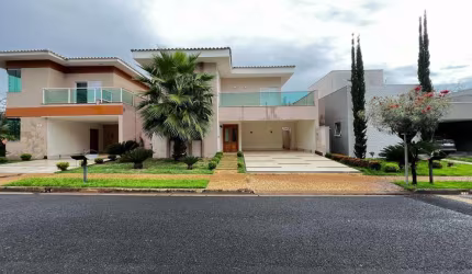 Casa com 4 dormitórios à venda, 340 m² por R$ 2.400.000 - Recreio dos Bandeirantes - Uberaba/MG