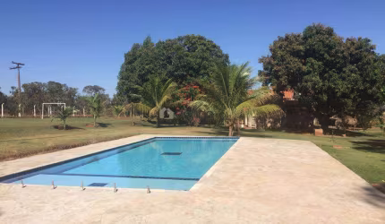CHÁCARA Á VENDA, A 20 MINUTOS DO CENTRO DA CIDADE DE UBERABA