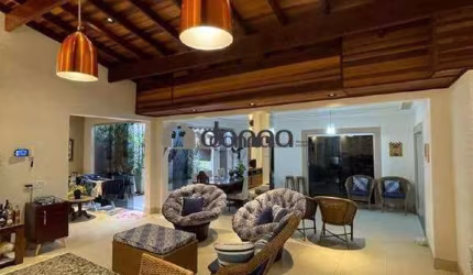 Imóvel à Venda: Casa Espetacular com 3 Quartos, 2 Suítes e Muitos Recursos