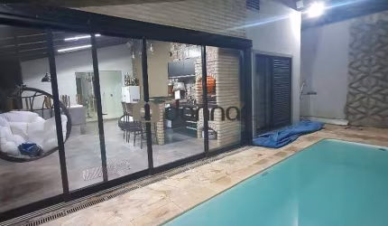 Casa à venda, 3 quartos, 1 suíte, 2 vagas, Jardim Nenê Gomes - Uberaba/MG
