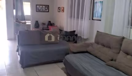 Casa à venda, 3 quartos, 1 suíte, 2 vagas, Beija-Flor II - Uberaba/MG